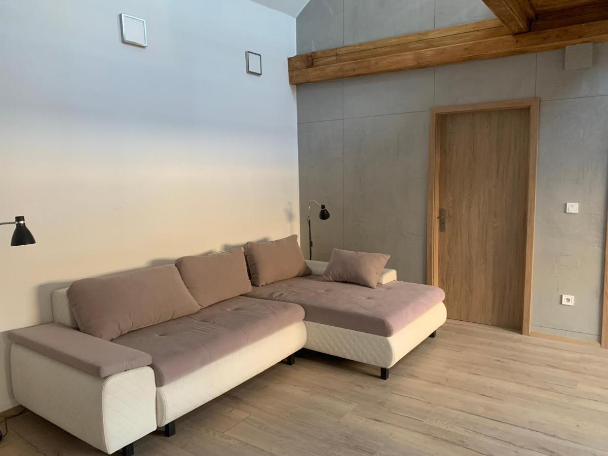 Loft Piheno Es Wellness Haz Villa บาลาตอนฟือเรด ภายนอก รูปภาพ