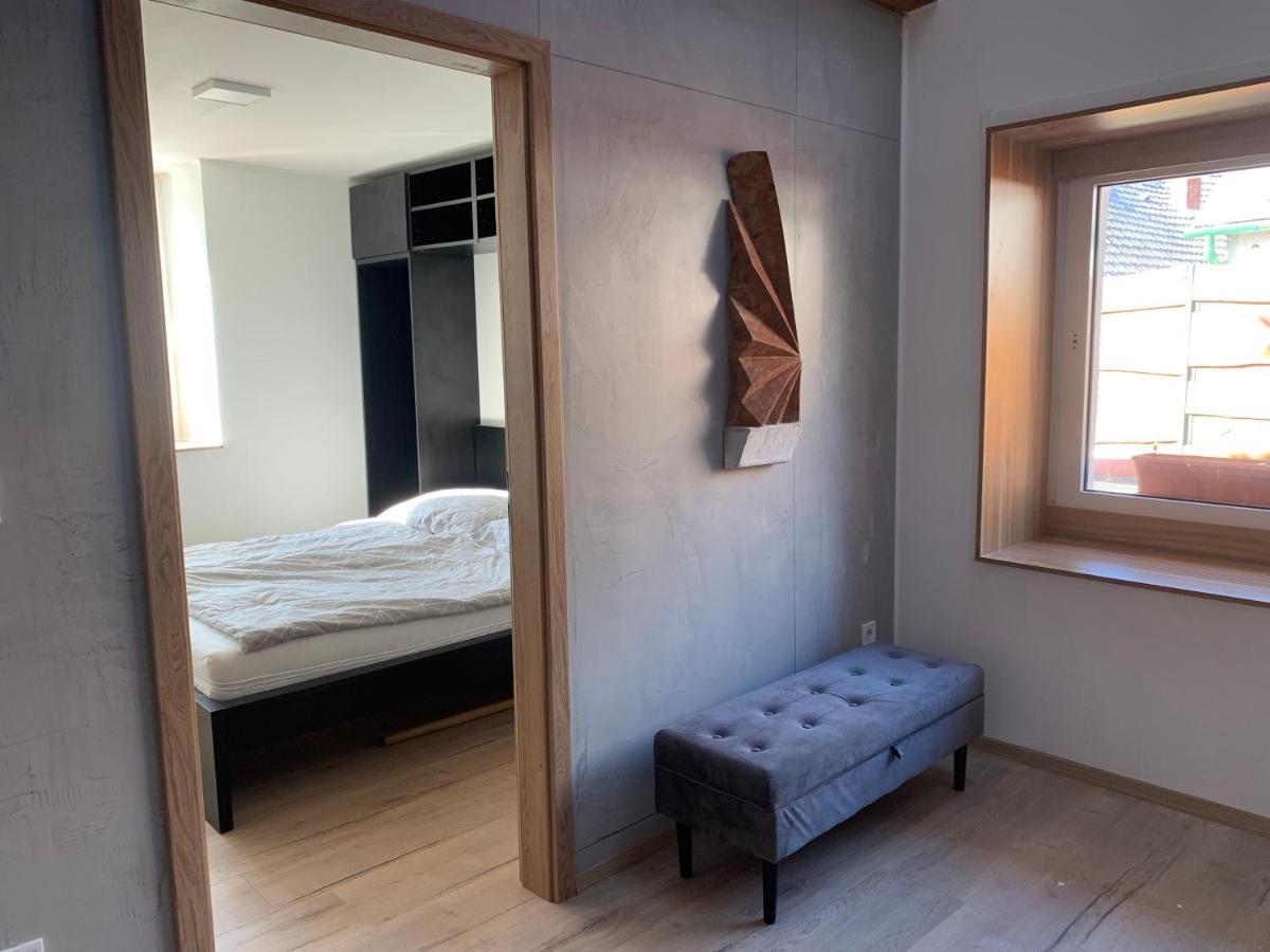 Loft Piheno Es Wellness Haz Villa บาลาตอนฟือเรด ภายนอก รูปภาพ